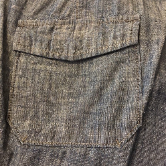 Old Navy Chambray Capri Shorts Women Size 14 - Picture 3 of 9